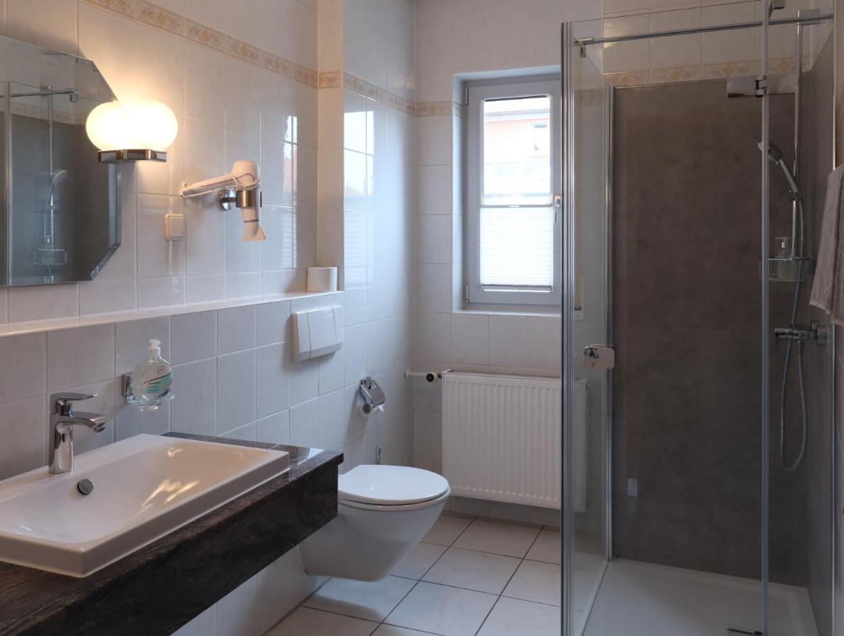 Michels Stern 3*